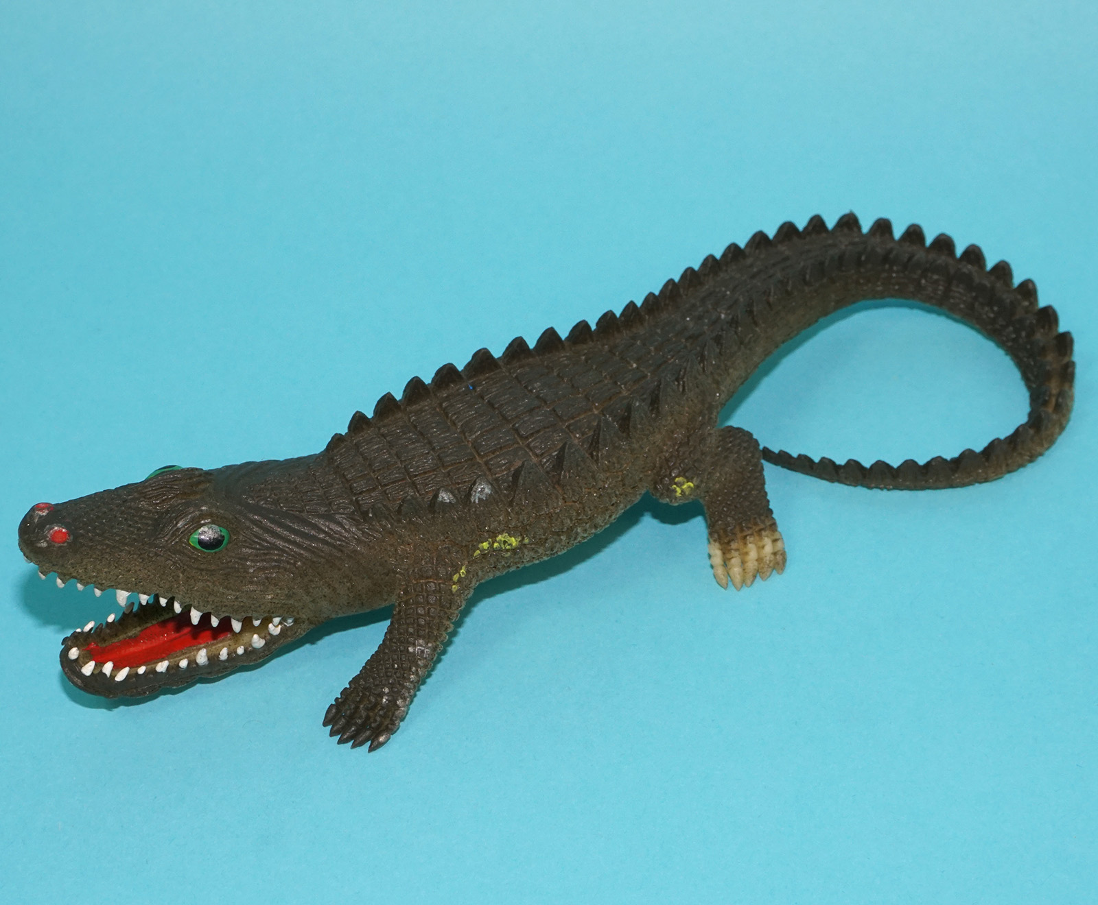 GIGANTOR RUBBER JIGGLER ALLIGATOR MONSTER TOY 1970s GIGANTOR CHINA - Image 2