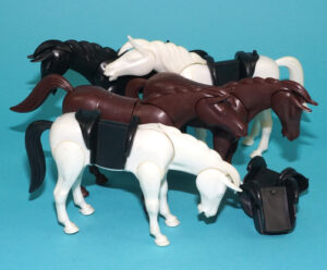 PLAY-BIG FAR WEST DAS PFERD MAJESTUS HORSE LOT (5) 1975 BIG-SPIELWARENFABRIK AIRGAM PLAYMOBIL