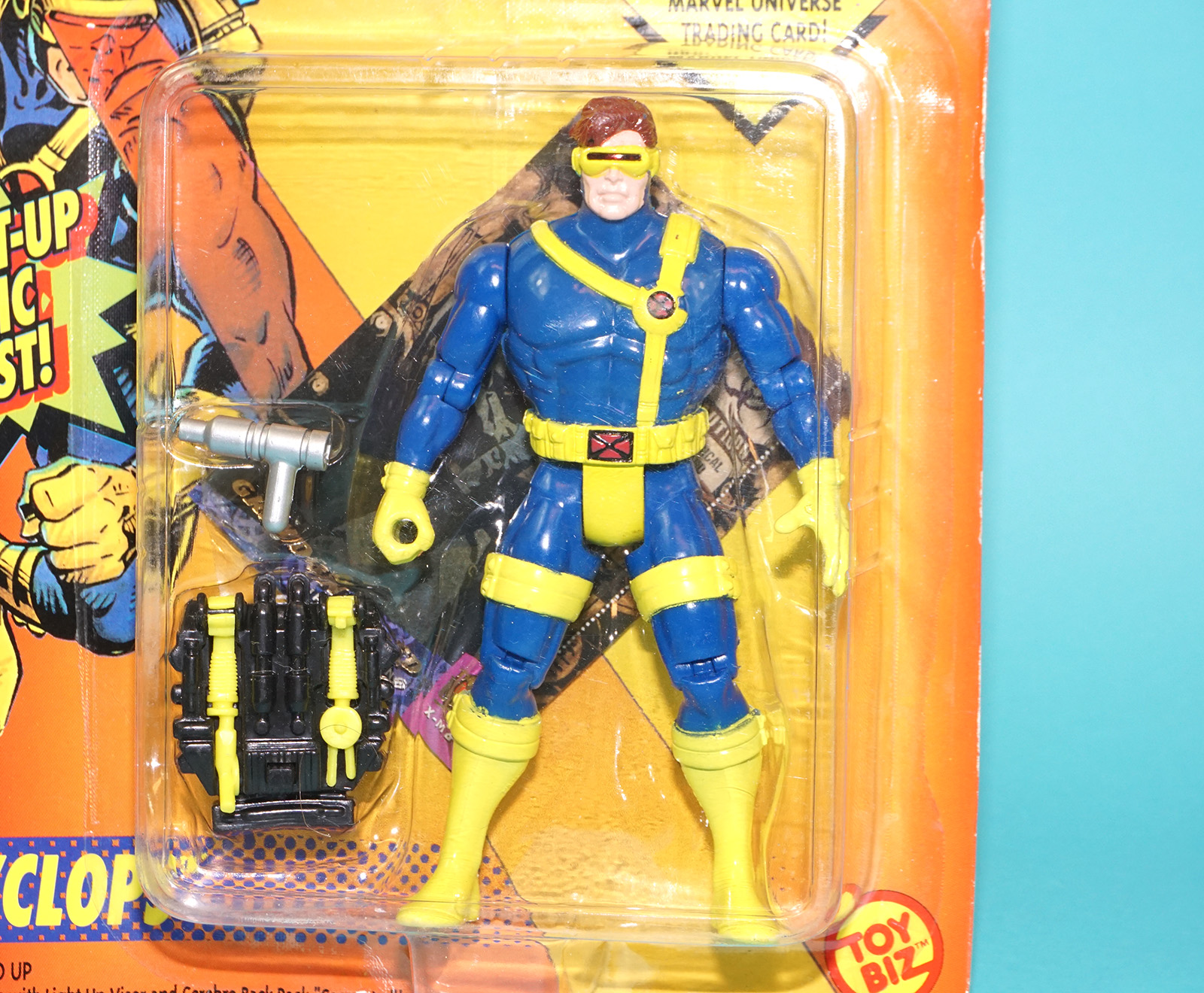 MARVEL X-MEN THE UNCANNY CYCLOPS LIGHT-UP OPTIC BLAST MOC MOSC US CARD 1993 TOY BIZ - Image 2