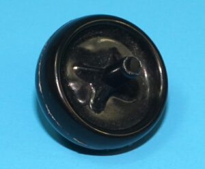 1984 GI JOE KILLER WHALE W.H.A.L.E. ORIGINAL SPARE PART WHEEL HASBRO