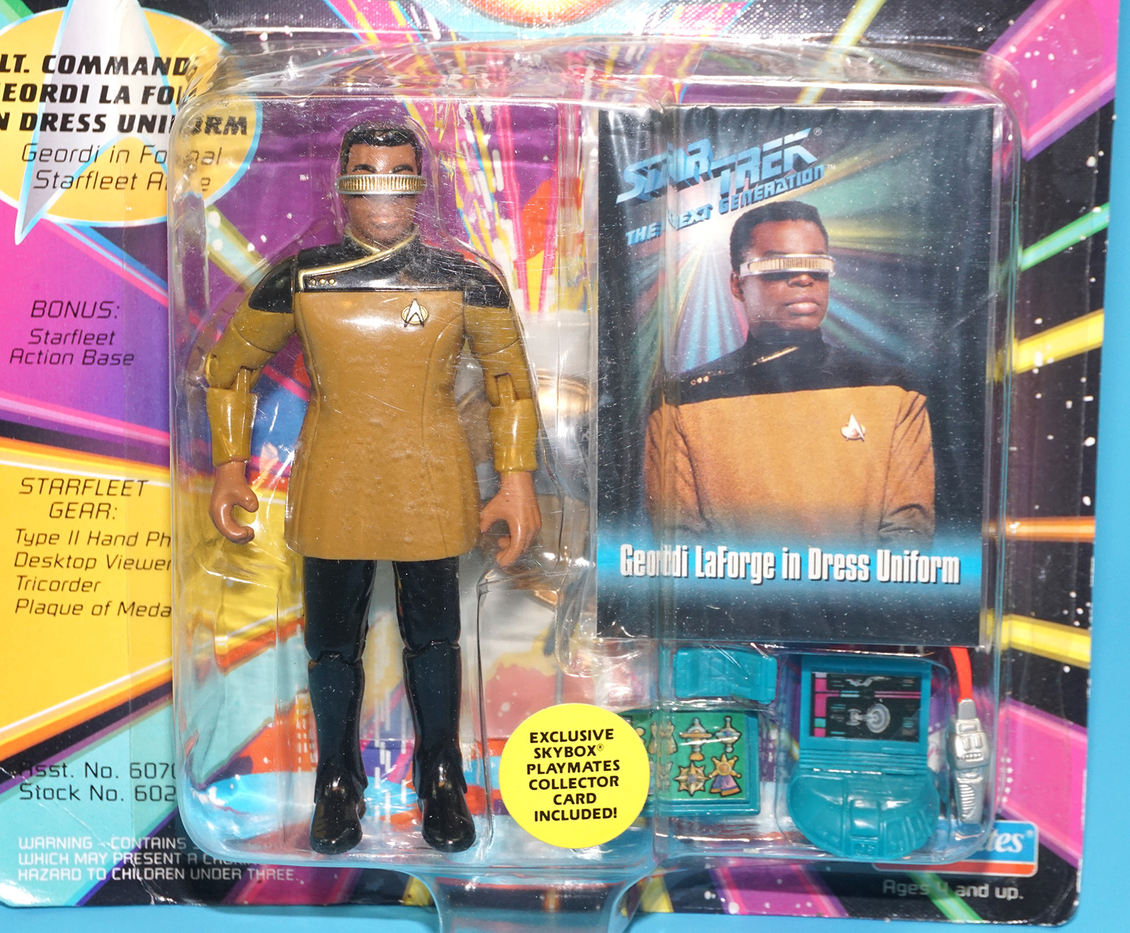 STAR TREK TNG NEXT GENERATION LT. COMMANDER GEORDI LA FORGE IN DRESS UNIFORM MOC MOSC US CARD 1993 PLAYMATES - Image 2