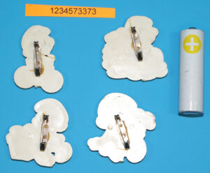 SMURFS PVC BROOCH LAPEL PIN (4X) 1970s PEYO HOLLAND