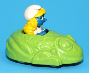 SMURFS PUFFI IN AUTO No.0004 DIE CAST MODEL CAR SMURFETTE FROG MOBILE 1983 ESCI ITALY