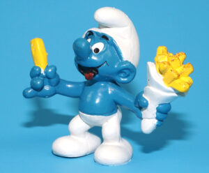 SMURFS 20131 FRENCH FRIES SMURF HONG KONG COO 1981 SCHLEICH