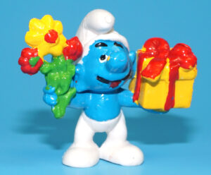SMURFS KNOCK-OFF 20040 GIFT SMURF NO COO SPANISH KO 1980s BOOTLEG