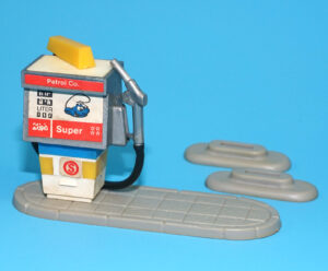 SMURFS 40080 SMURF ACCESSORIES #6 GAS STATION PLAYSET NOT COMPLETE 1979 SCHLEICH