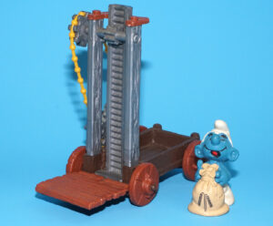 SMURFS 40110 SMURF ACCESSORIES #9 LIFT TRUCK PLAYSET NEAR COMPLETE 1979 SCHLEICH READ