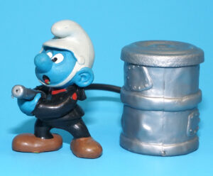 SMURFS 40216 SUPER SMURF FIREMAN 100% COMPLETE W. GERMANY COO 1981 SCHLEICH