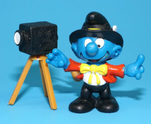 SMURFS 40217 SUPER SMURF PHOTOGRAPHER 100% COMPLETE W. GERMANY COO 1981 SCHLEICH