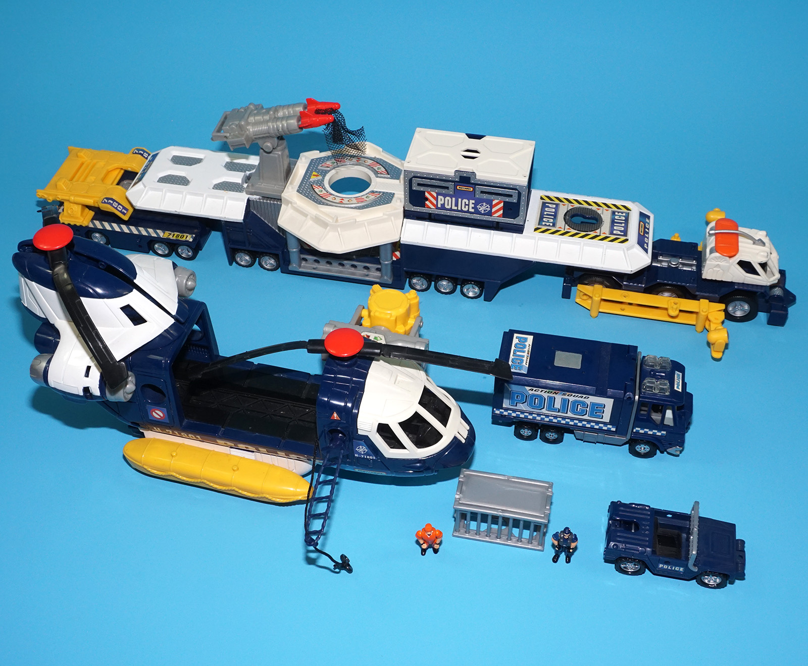 MATCHBOX MEGA-RIG POLICE COMMAND CENTER 99% COMPLETE 1998 MATTEL READ - Image 2