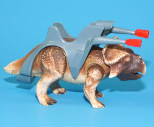 DINO RIDERS PROTOCERATOPS & HARNESS WITH LASER PROTON GUNS 1989 TYCO
