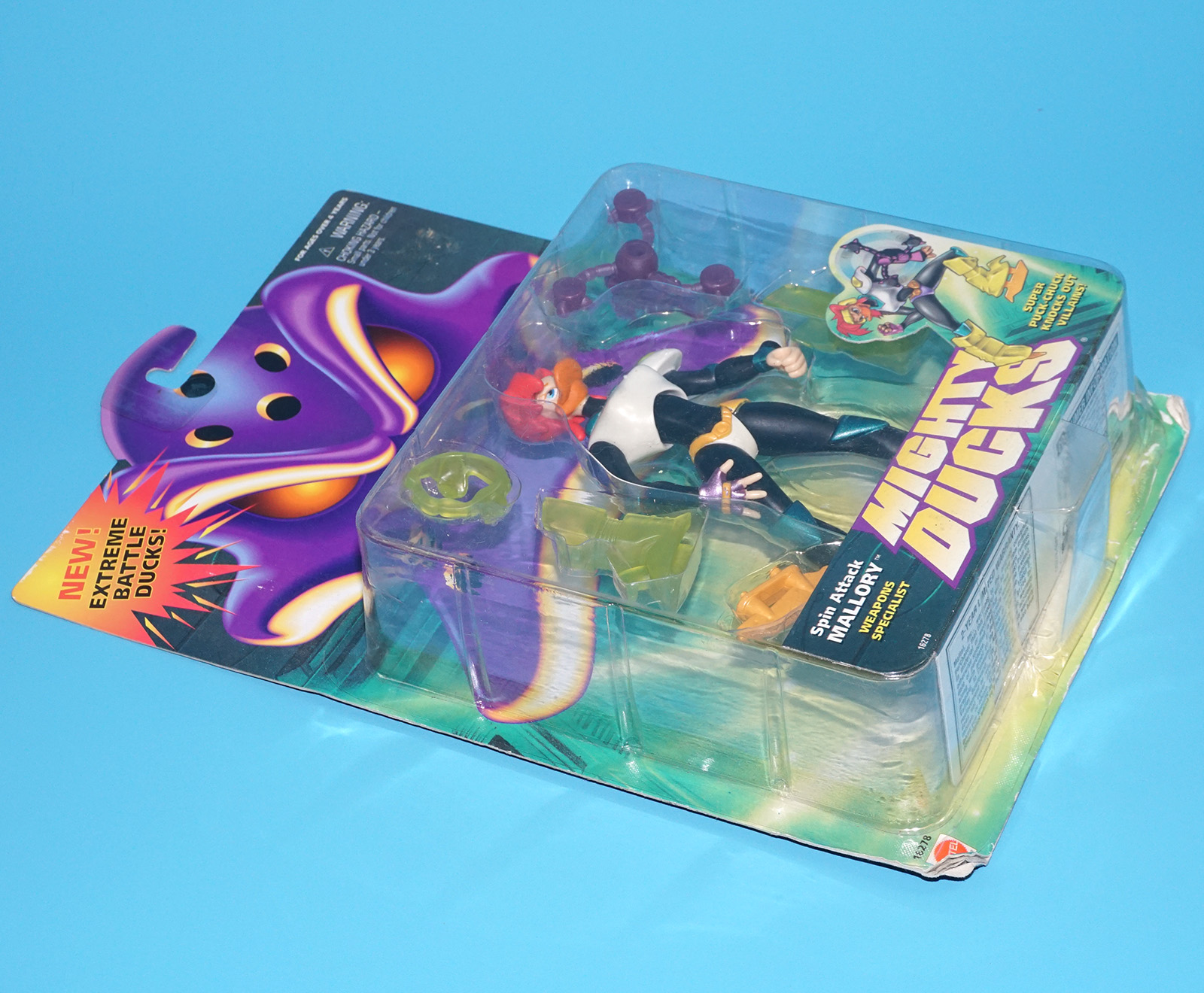 MIGHTY DUCKS SPIN ATTACK MALLORY MOC MOSC SEALED CARD 1996 MATTEL - Image 3