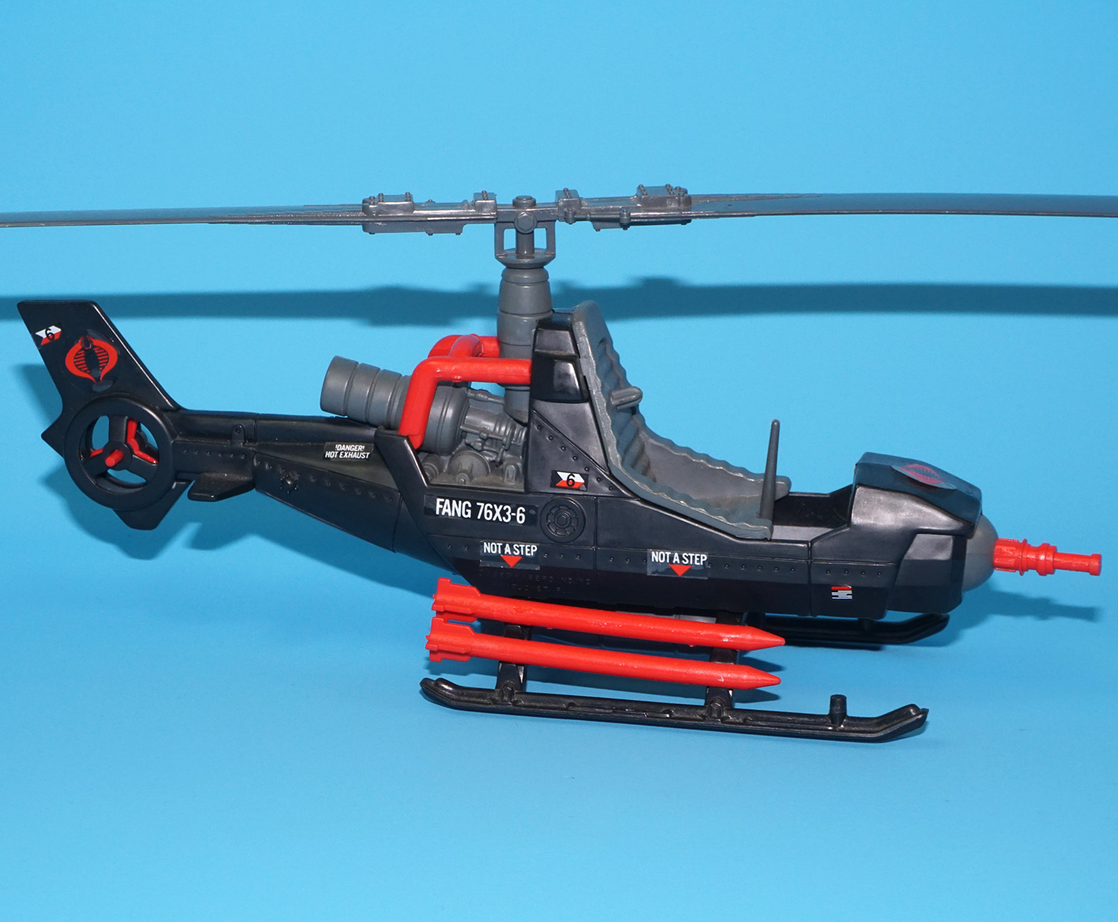 1983 GI JOE COBRA F.A.N.G. FANG 100% COMPLETE HASBRO - Image 2