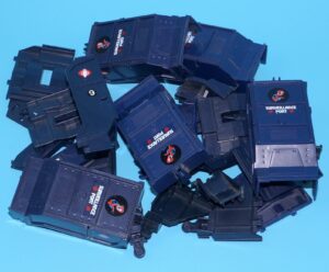 1986 GI JOE PARTS BARGAIN LOT COBRA SURVEILLANCE PORT ACCESSORIES CANNON SUPPORT WALLS HASBRO