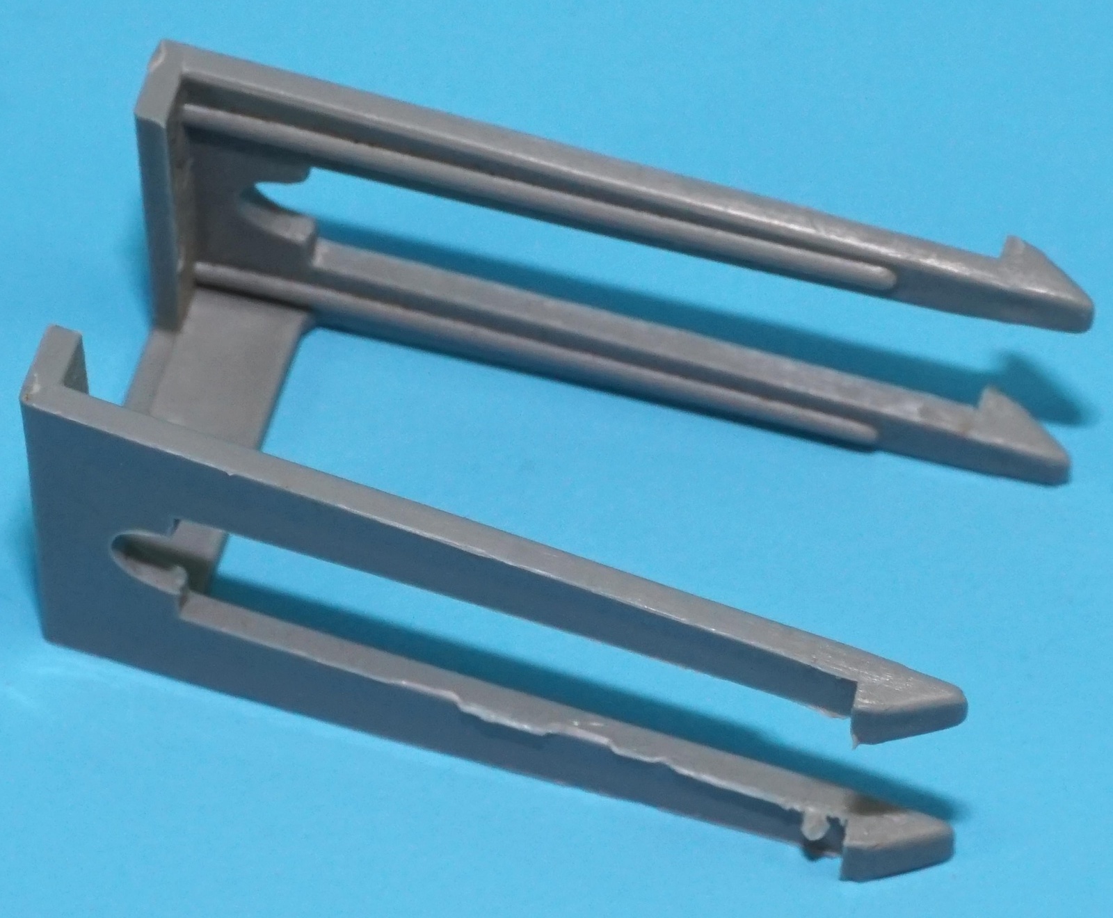 1985 GI JOE COBRA MORAY HYDROFOIL ORIGINAL SPARE PART HYDROFOIL SYSTEM SUPPORT CLIP LONG HASBRO - Image 2