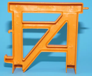 MOTU HE-MAN MASTERS OF THE UNIVERSE ORIGINAL SPARE PART CASTLE GRAYSKULL WEAPONS RACK ARMORY 1981 MATTEL