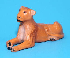 MODEL FIGURES ZOO SERIES LIONESS 1:32 SCALE 1962 REISLER DENMARK TIMPO BRITAINS ELASTOLIN