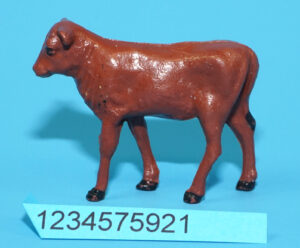 MODEL FIGURES FARM SERIES CALF WALKING 1:32 SCALE 1960 REISLER DENMARK TIMPO BRITAINS ELASTOLIN