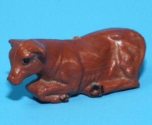 MODEL FIGURES FARM SERIES CALF LYING 1:32 SCALE 1960 REISLER DENMARK TIMPO BRITAINS ELASTOLIN