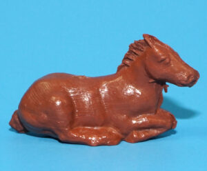 MODEL FIGURES FARM SERIES FOAL LYING 1:32 SCALE 1960 REISLER DENMARK TIMPO BRITAINS ELASTOLIN
