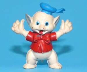 DISNEY MICKEY & FRIENDS PVC TOY FIGURE THREE LITTLE PIGS FIDDLER PIG 1960s HEIMO GERMANY