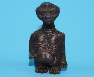 E.T. THE EXTRA TERRESTRIAL PVC TOY FIGURE 1982 BOOTLEG LJN TOYS STAMP