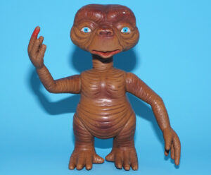 E.T. THE EXTRA TERRESTRIAL 6″ VINYL POSEABLE ACTION FIGURE 1982 BOOTLEG KO
