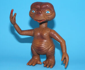 E.T. THE EXTRA TERRESTRIAL 6″ VINYL POSEABLE ACTION FIGURE 1982 BOOTLEG KO