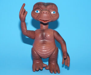 E.T. THE EXTRA TERRESTRIAL 6″ VINYL POSEABLE ACTION FIGURE 1982 BOOTLEG KO