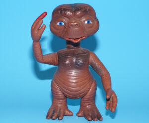 E.T. THE EXTRA TERRESTRIAL 6″ VINYL POSEABLE ACTION FIGURE 1982 BOOTLEG KO