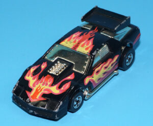 HOT WHEELS FLIP OUTS ROAD FLIPPER CAMARO WIND FIREBIRD 1/64 SCALE BLACKWALL 1986 MATTEL