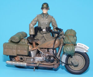 INDIANA JONES LC LAST CRUSADE GERMAN SOLDIER & MOTORCYCLE 2008 HASBRO