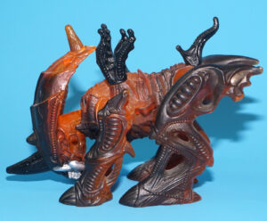 ALIENS RHINO ALIEN 100% COMPLETE 1992 KENNER WORKS!