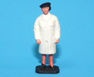DINKY TOYS 007 PETROL PUMP ATTENDANTS FEMALE ASSISTANT 1950s HORNBY ENGLAND