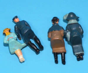 CORGI TOYS ORIGINAL SPARE PART 9021 CLASSICS 1910 DAIMLER FIGURES SET 1964 METTOY ENGLAND