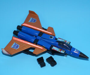 TRANSFORMERS G1 DECEPTICON JETS DIRGE 100% COMPLETE & ORIGINAL 1985 HASBRO