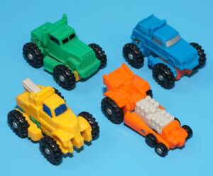 TRANSFORMERS G1 MICROMASTER MONSTER TRUCK PATROL 100% COMPLETE & ORIGINAL 1990 HASBRO