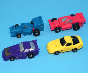 TRANSFORMERS G1 MICROMASTER RACE TRACK PATROL 100% COMPLETE & ORIGINAL 1990 HASBRO