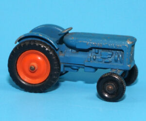 MATCHBOX No 72 FORDSON MAJOR TRACTOR 1959 LESNEY ENGLAND