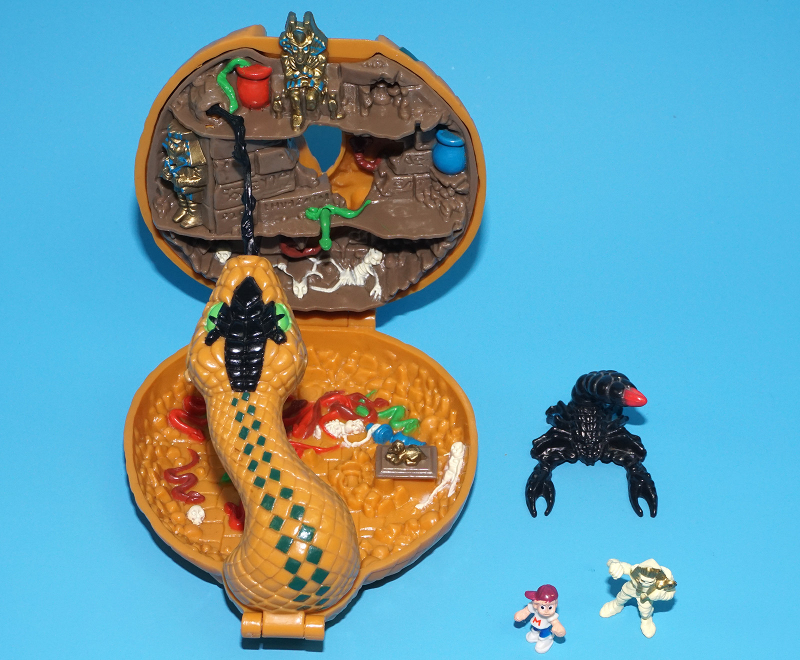 MIGHTY MAX DOOM ZONE CONQUERS THE PALACE OF POISON 100% COMPLETE 1992 BLUEBIRD TOYS - Image 6
