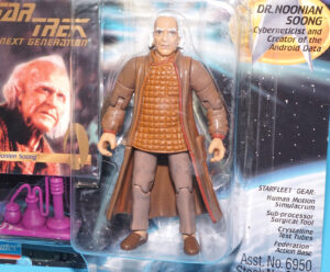 STAR TREK TNG NEXT GENERATION DR. NOONIAN SOONG MOC MOSC US CARD 1995 PLAYMATES