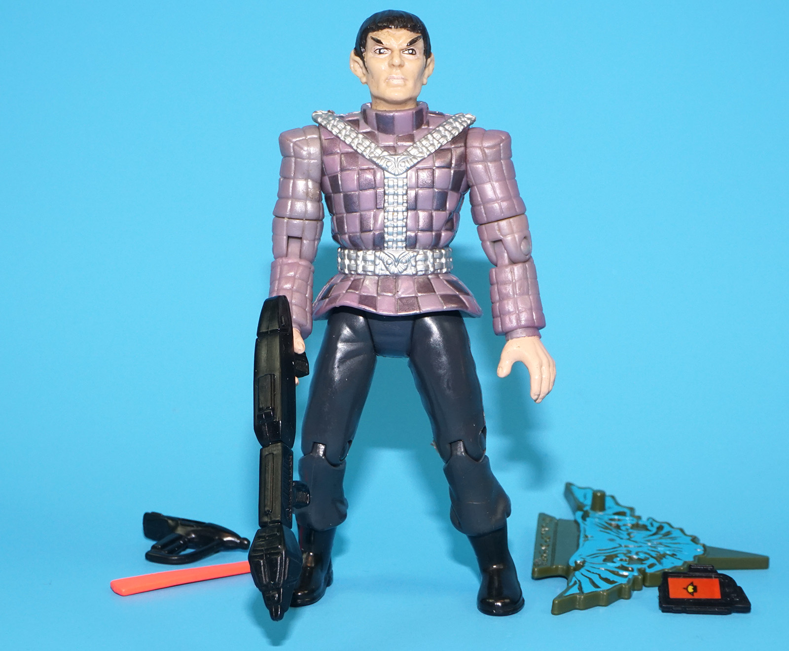 STAR TREK TNG NEXT GENERATION ROMULAN 100% COMPLETE 1992 PLAYMATES READ