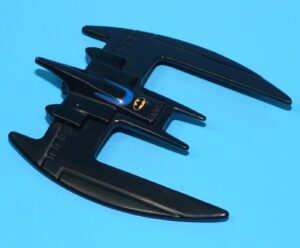 BATMAN ANIMATED SERIES BTAS DIECAST MINIATURE MODEL BATPLANE 1993 ERTL