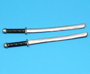 MARVEL UNIVERSE ORIGINAL SPARE PART 3.75″ SERIES DEADPOOL KATANA SWORD (2X) 2011 HASBRO