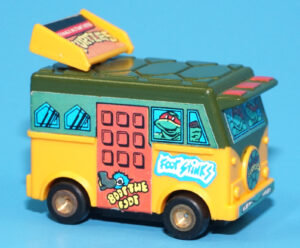 TMNT TEENAGE MUTANT NINJA TURTLES MINI MACHINES PARTY VAN 1988 BANDAI