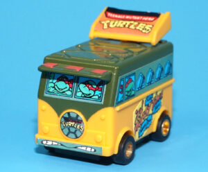 TMNT TEENAGE MUTANT NINJA TURTLES MINI MACHINES PARTY VAN 1988 BANDAI