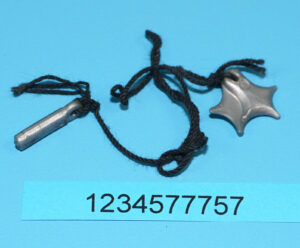 1985 GI JOE SHIPWRECK v1 ORIGINAL SPARE PART BOARDING HOOKS HASBRO