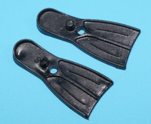 2009 GI JOE ROC COBRA EEL v5 DEEP SIX v8 ORIGINAL SPARE PART FLIPPERS HASBRO