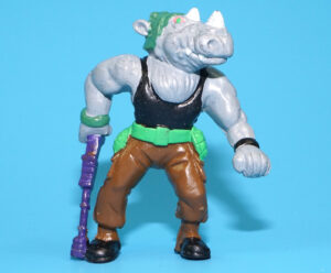 TMNT TEENAGE MUTANT NINJA TURTLES PVC TOY FIGURE ROCKSTEADY 1990 YOLANDA