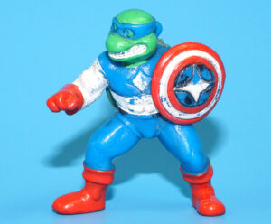 TMNT TEENAGE MUTANT NINJA TURTLES PVC TOY FIGURE CAPTAIN AMERICA LEO SEWER HERO 1990 YOLANDA
